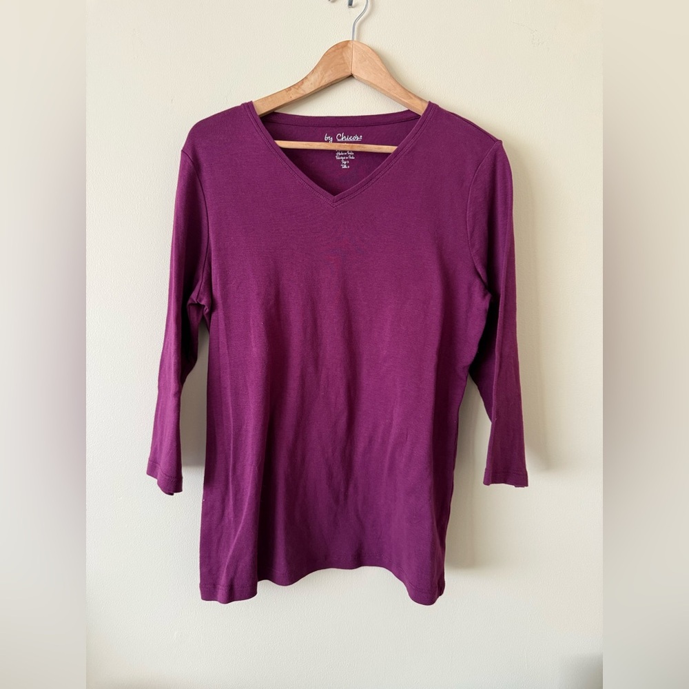 Chico’s Burgundy Fuschia V-Neck Women's Stretchy Top Large 12 (Chico’s size 2)